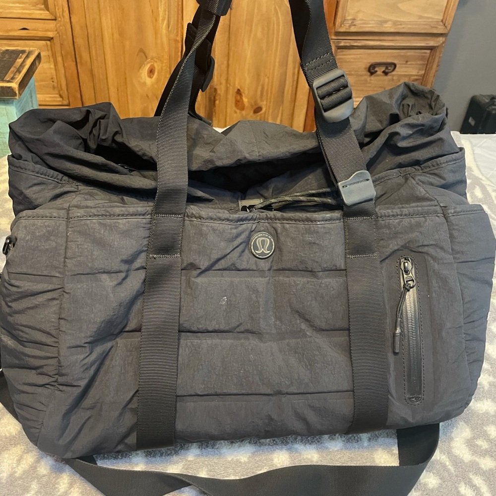 Lululemon gym bag